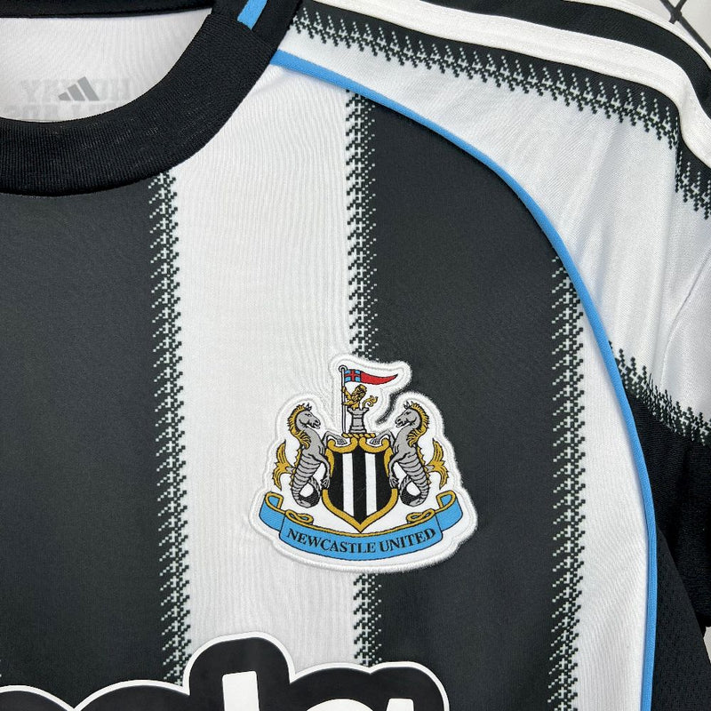 Newcastle | Camisola principal 25-26