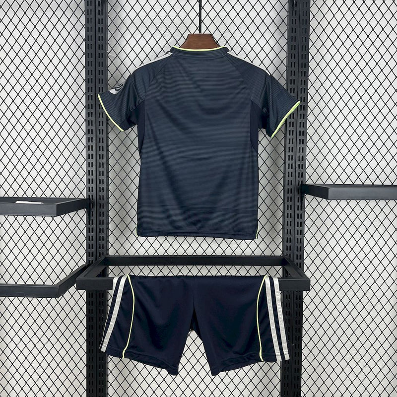 Real Madrid | Equipamento alternativo (criança) 25-26