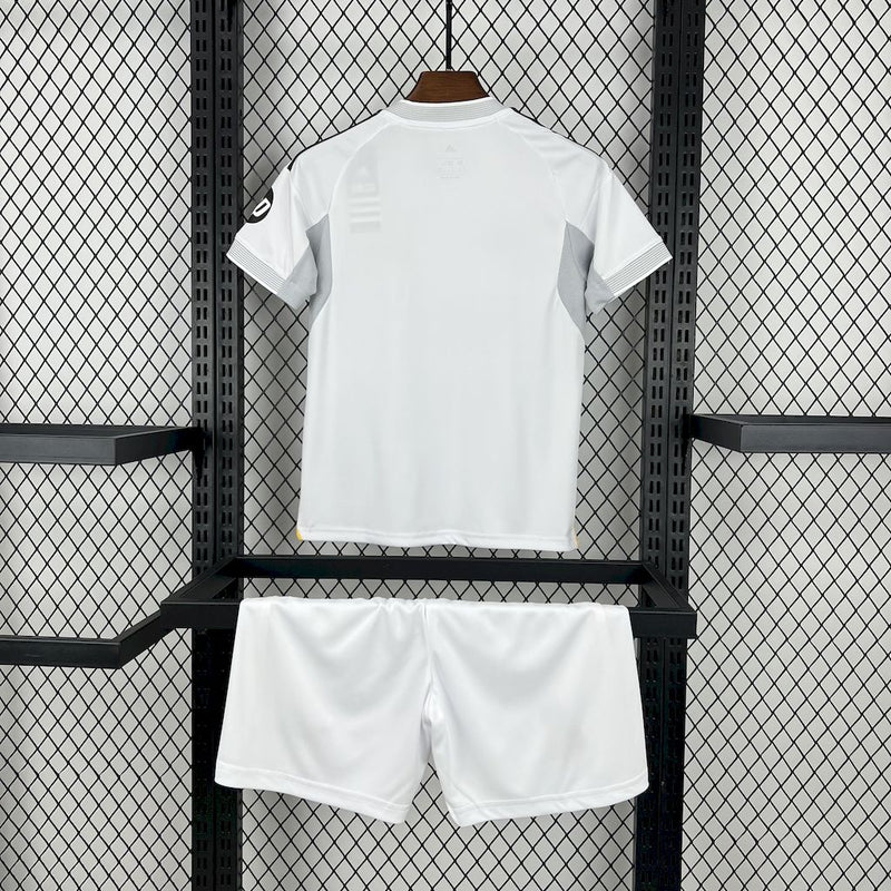 Real Madrid | Equipamento principal (criança) 25-26